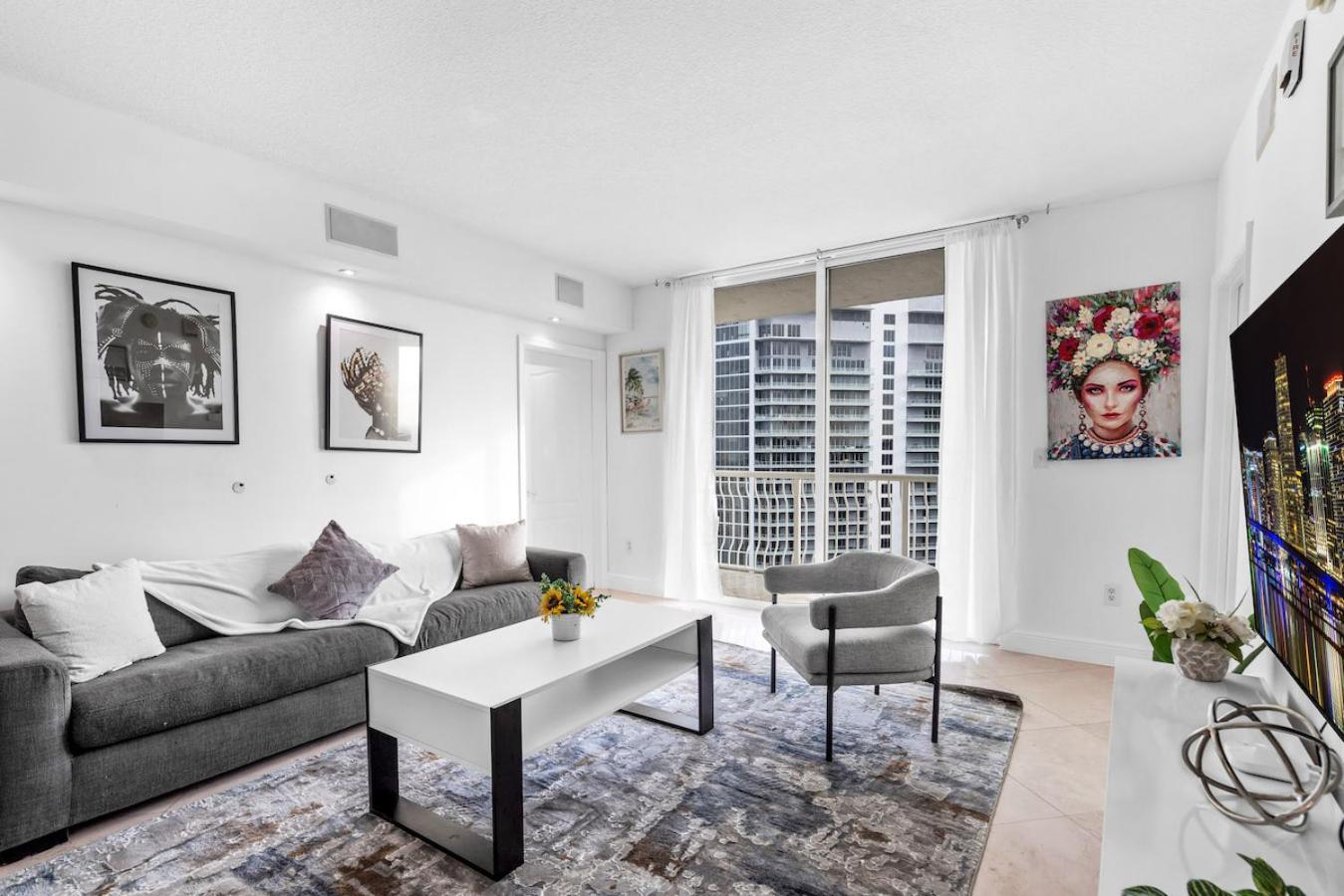 Spacious 2 Bed Unit In Brickell With Free Parking Miami Exterior photo