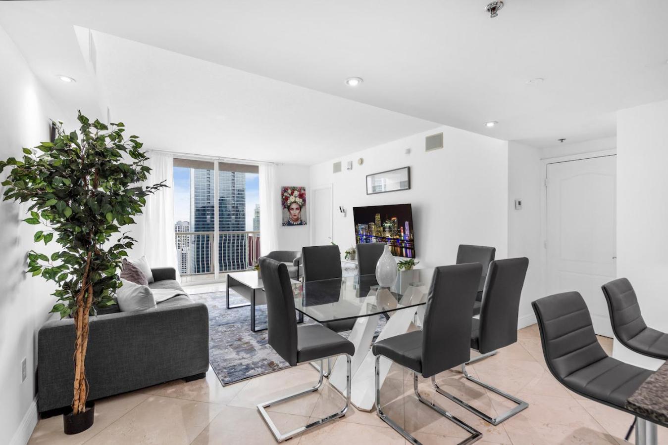 Spacious 2 Bed Unit In Brickell With Free Parking Miami Exterior photo