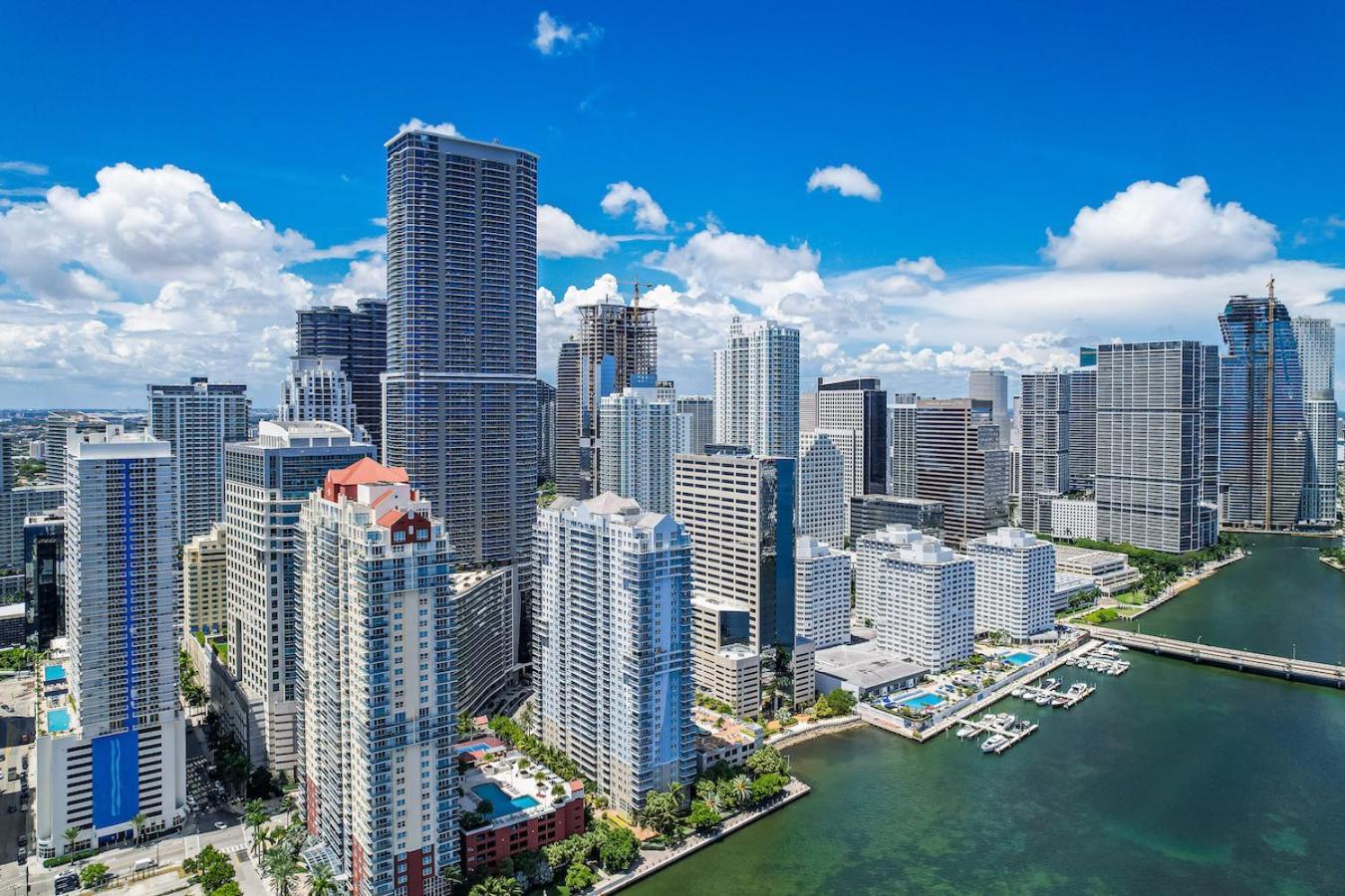 Spacious 2 Bed Unit In Brickell With Free Parking Miami Exterior photo