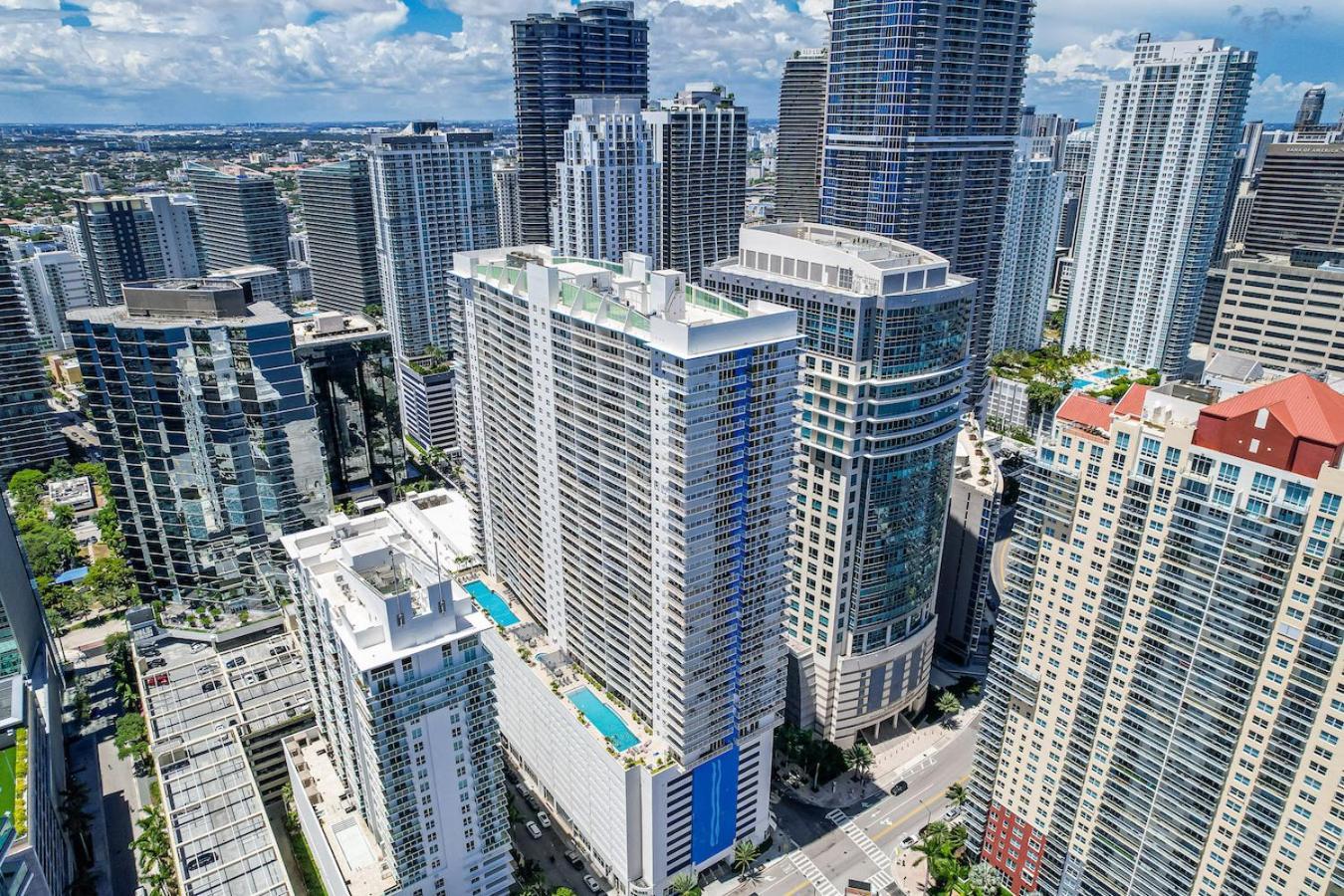 Spacious 2 Bed Unit In Brickell With Free Parking Miami Exterior photo