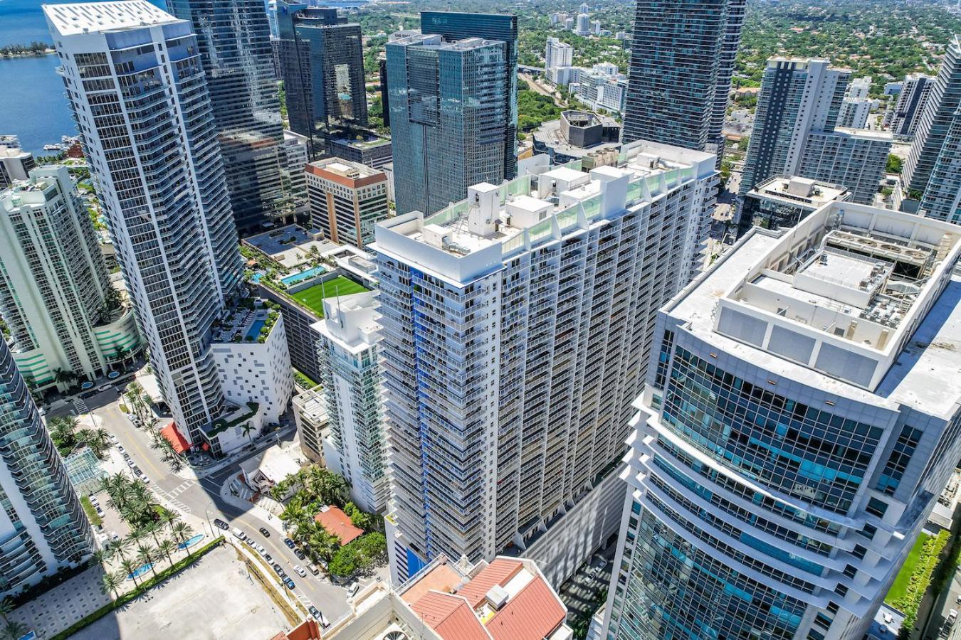 Spacious 2 Bed Unit In Brickell With Free Parking Miami Exterior photo